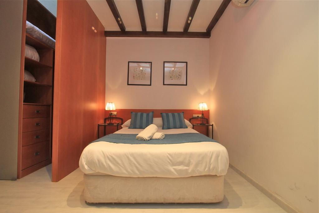 Apartamentos Inside Alhacaba Granada Kamer foto