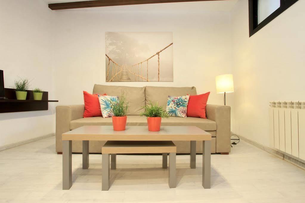 Apartamentos Inside Alhacaba Granada Buitenkant foto